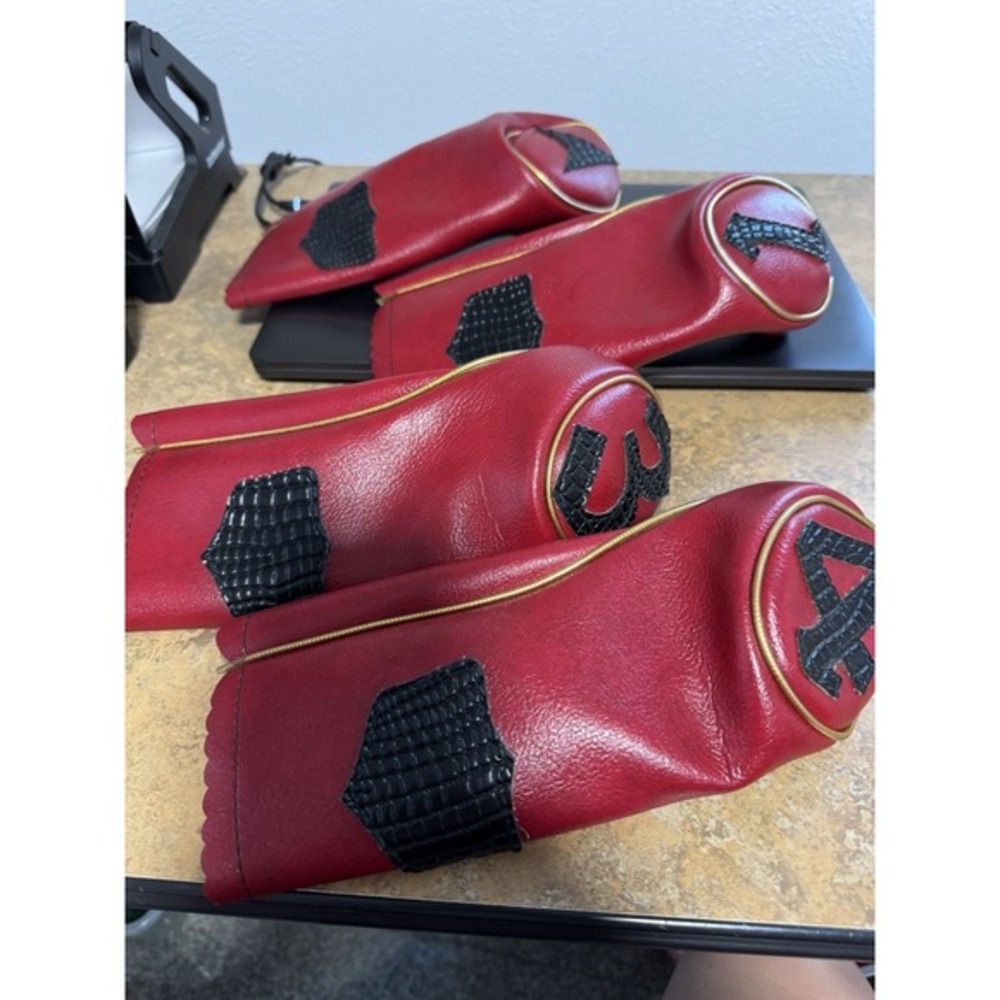 Golf‎ Club Covers Red Vinyl Clean Vintage